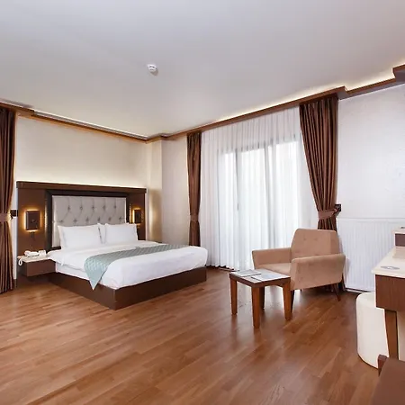 Sera & Aparts Hotel 4*